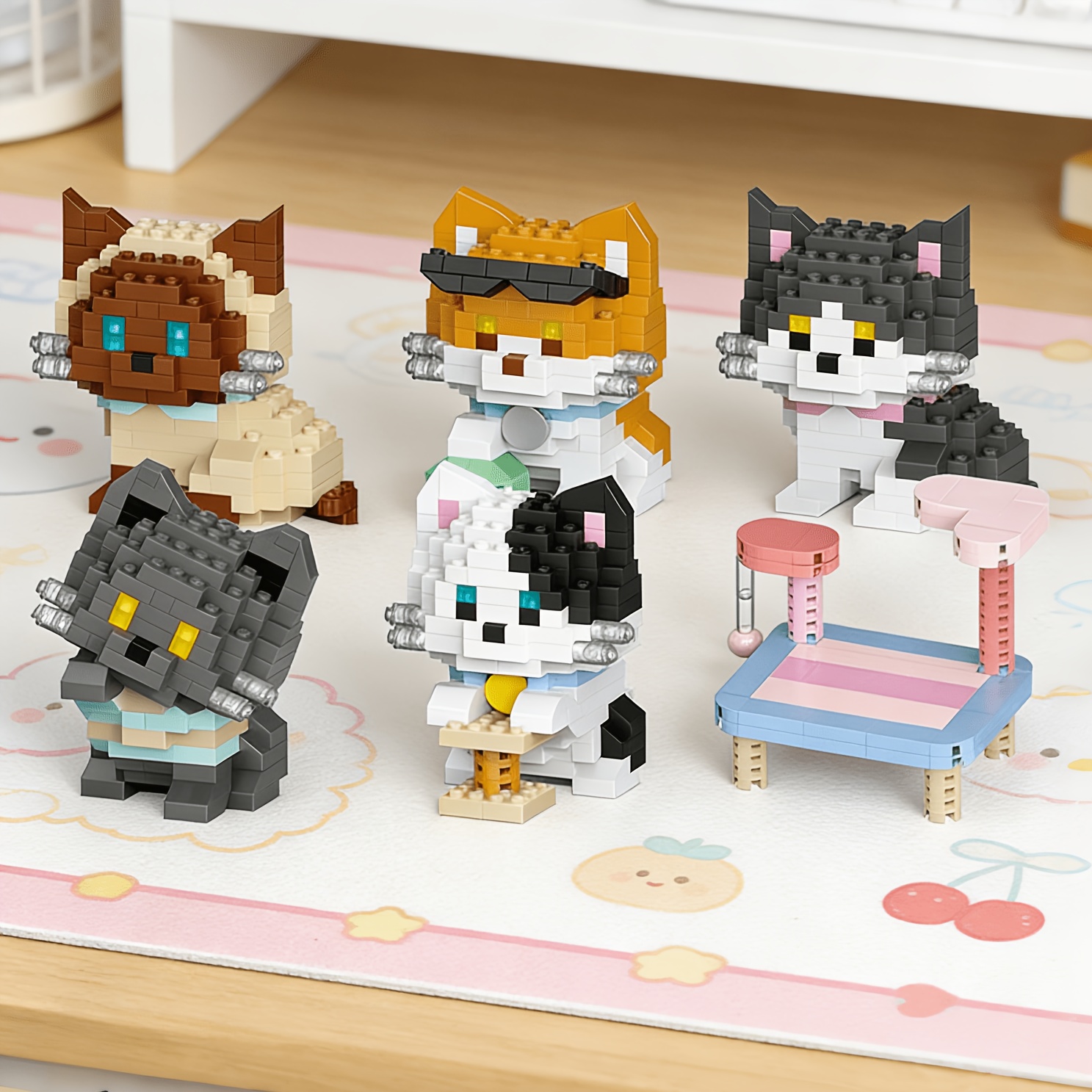 Lighting Home Decor Items - Kedi Serisi Yapı Taşları Seti, Altı